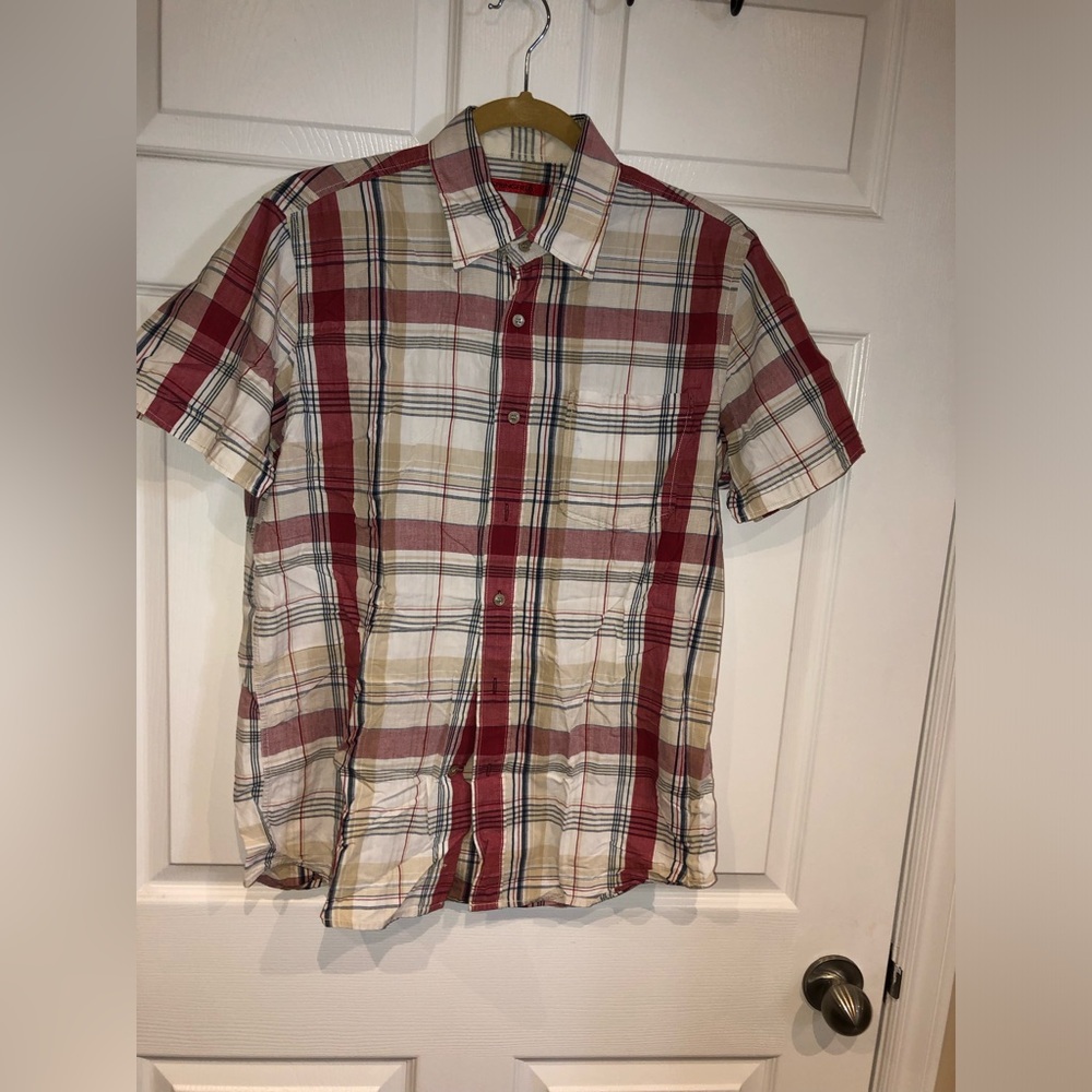Men’s Short Sleeves Shirt; Size “M”